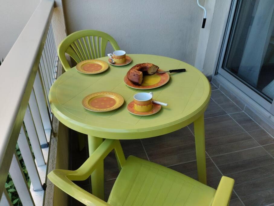 Petit Paradis Classe 3 Etoiles A 200M De La Plage! Terrasse-Wifi-Parking-Clim Saint-Mandrier-sur-Mer Exteriér fotografie